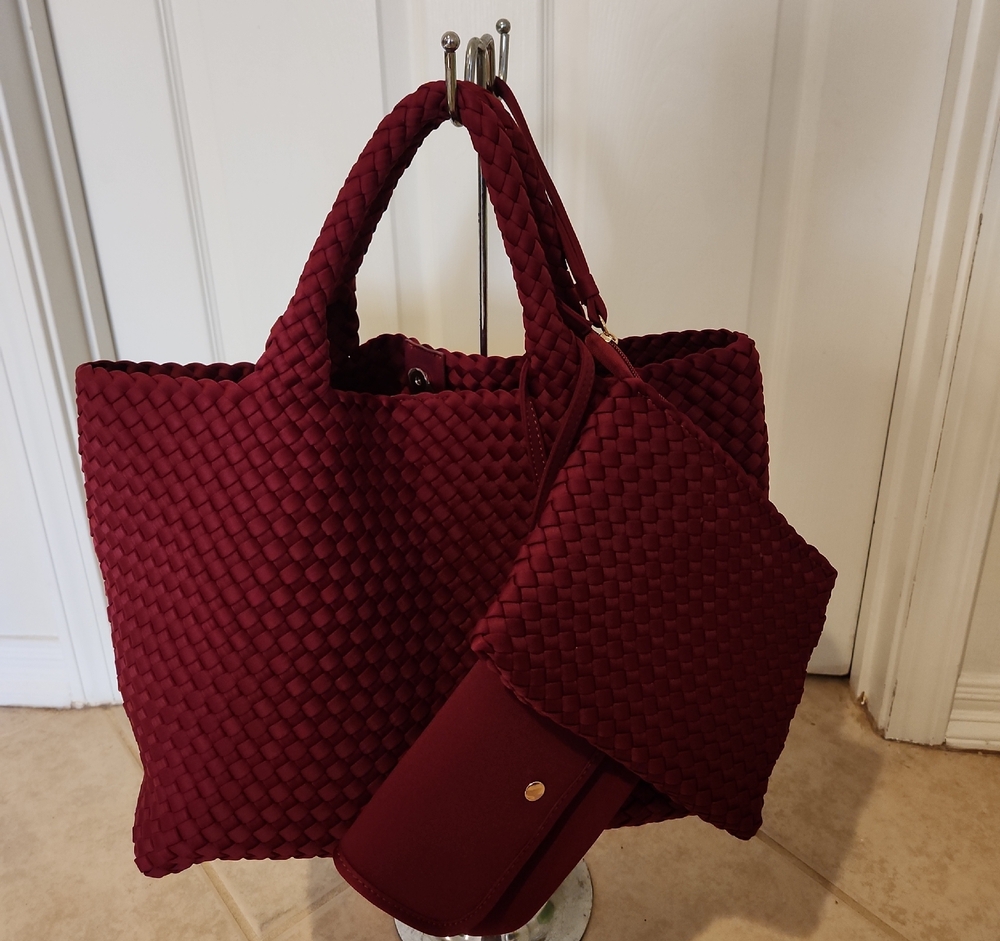 ANTONIO MELANI Deep Red Woven Tote Set